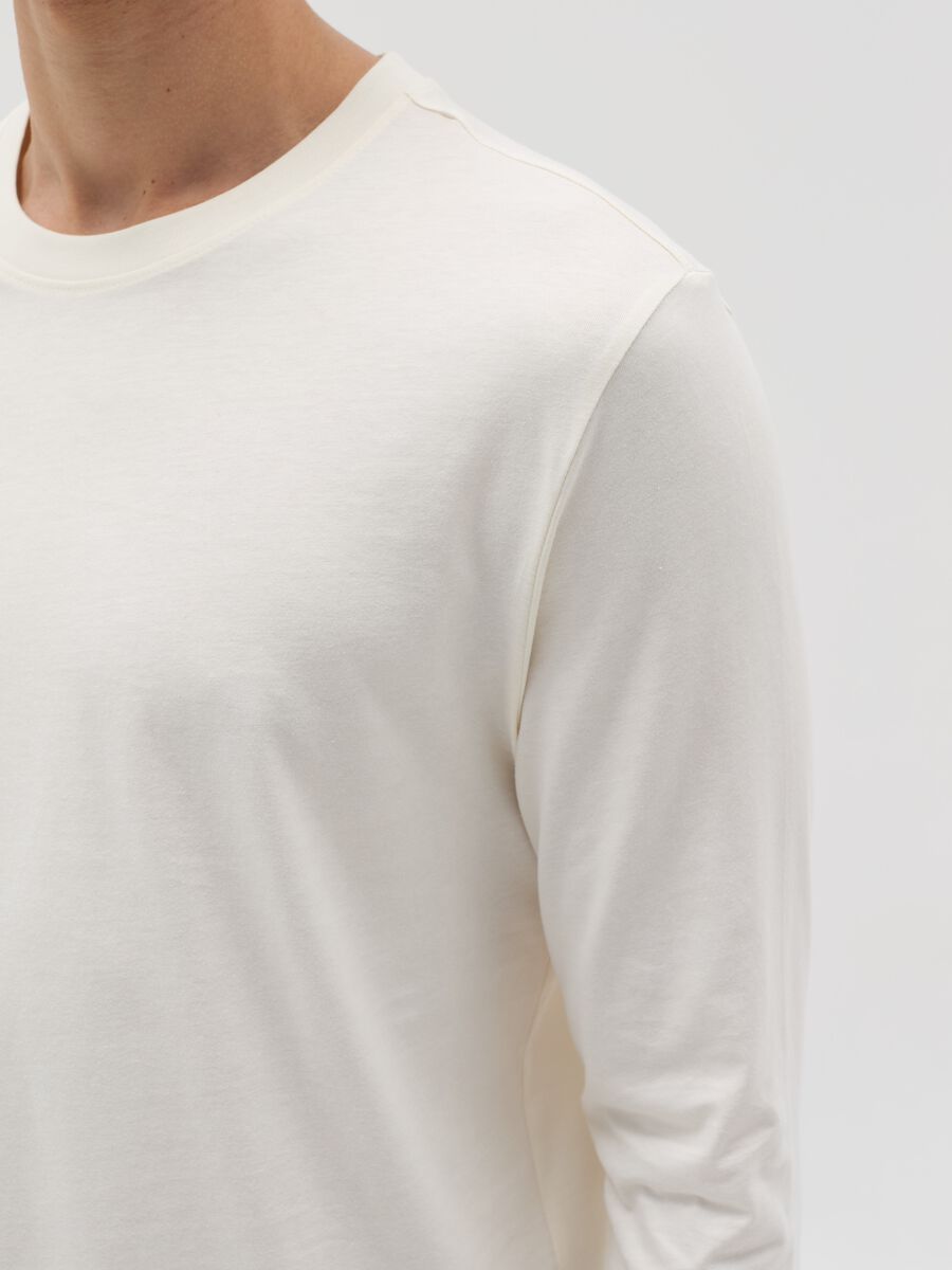 T-shirt girocollo a maniche lunghe_3