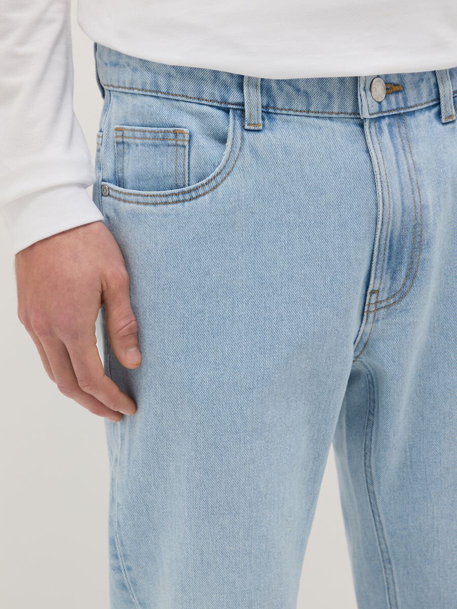 Slim fit blue cotton blend jeans_3
