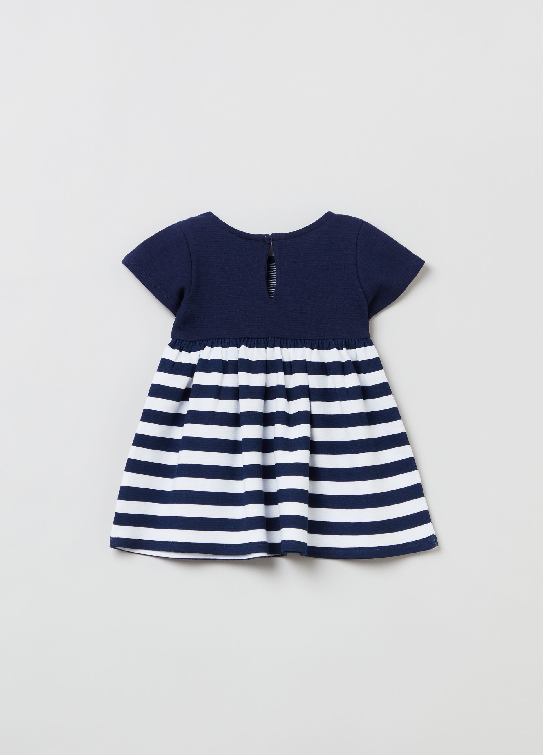 Dress with striped print and round neck