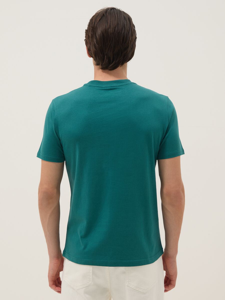 T-shirt verde a maniche corte in puro cotone regular fit_3