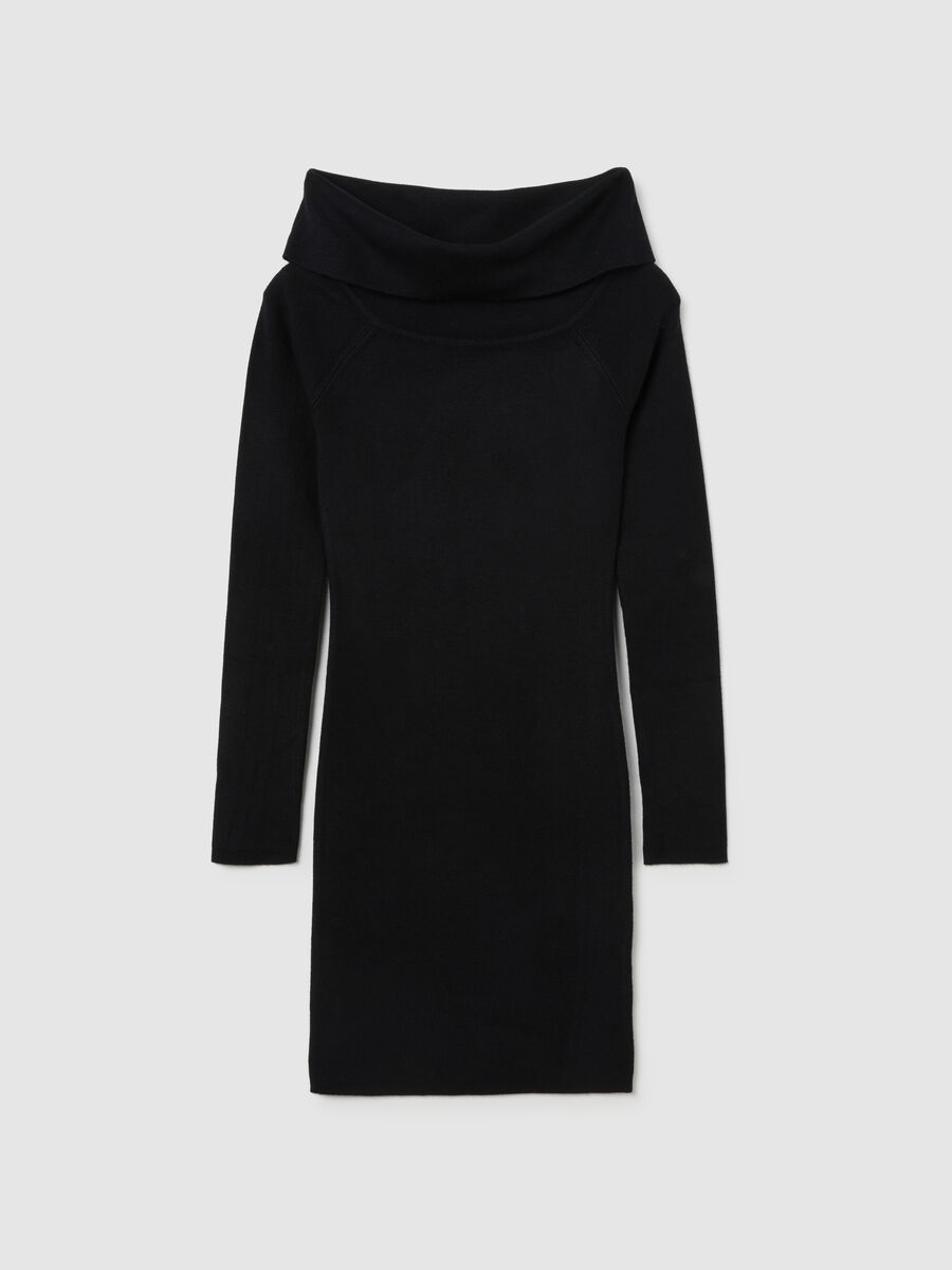 Black girl's dress with shawl collar and fitted silhouette_0