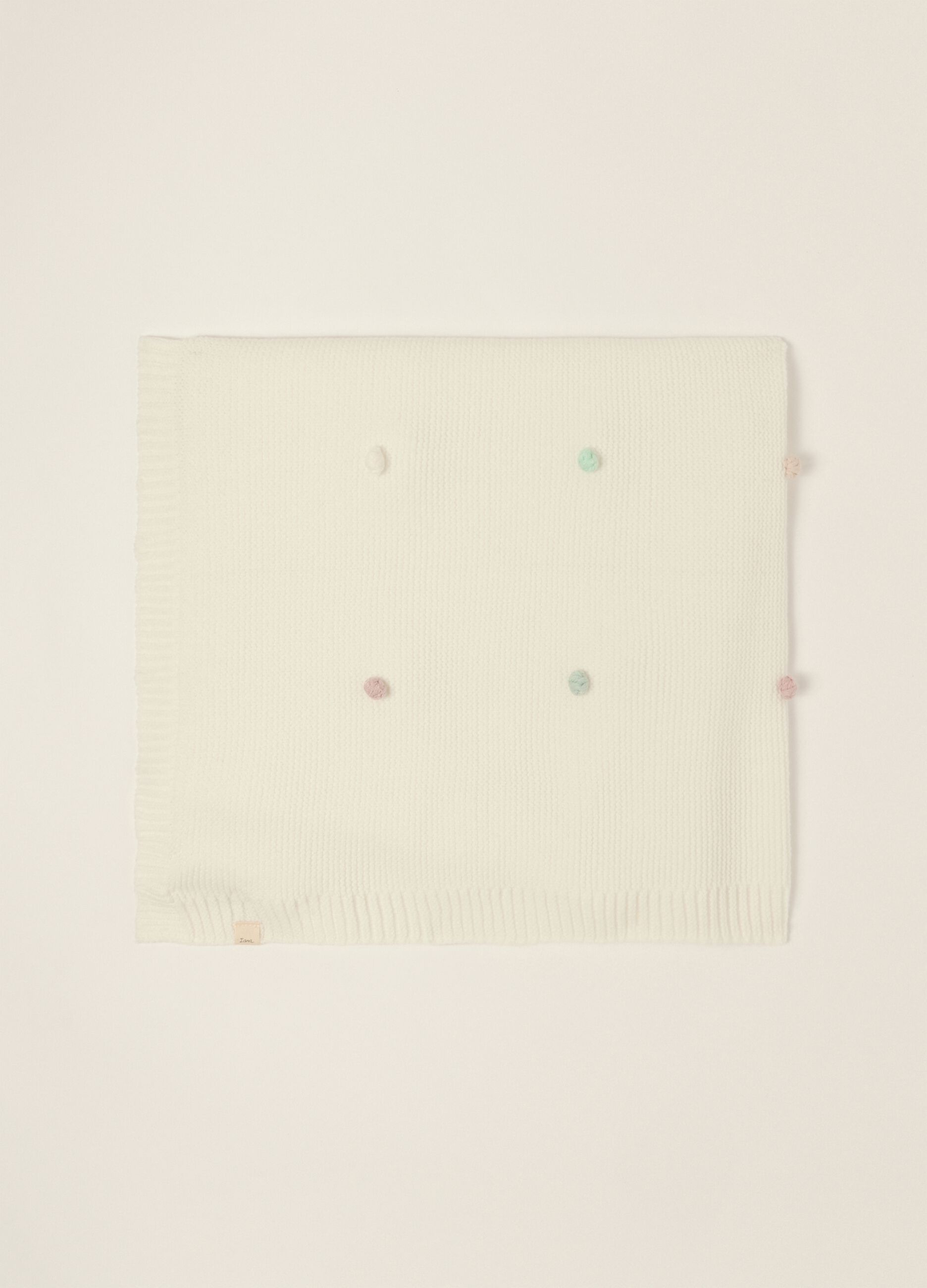 White viscose-blend blanket for cot