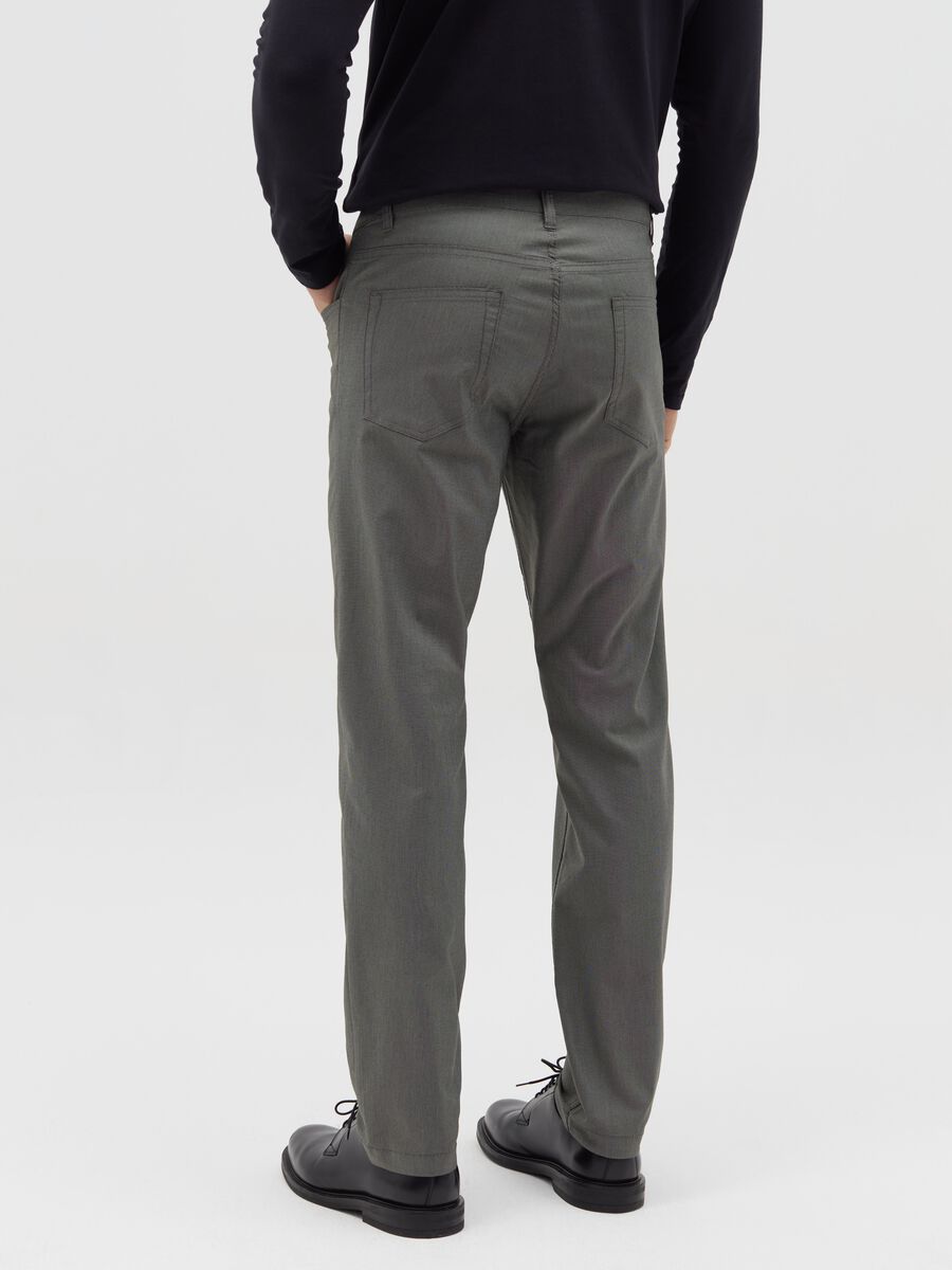 Stretch slim-fit trousers with five pockets_3
