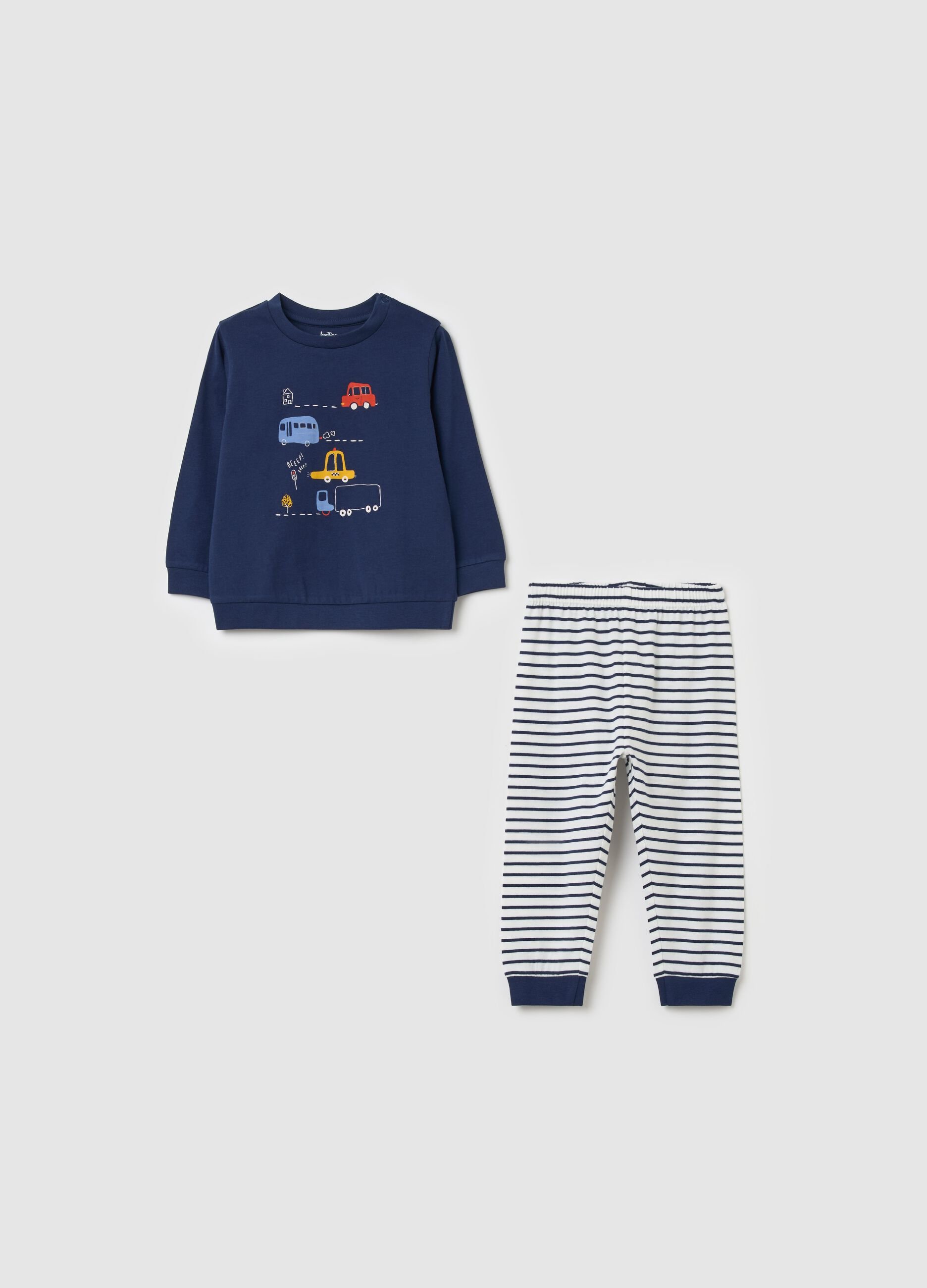 Long pyjamas with small cars print