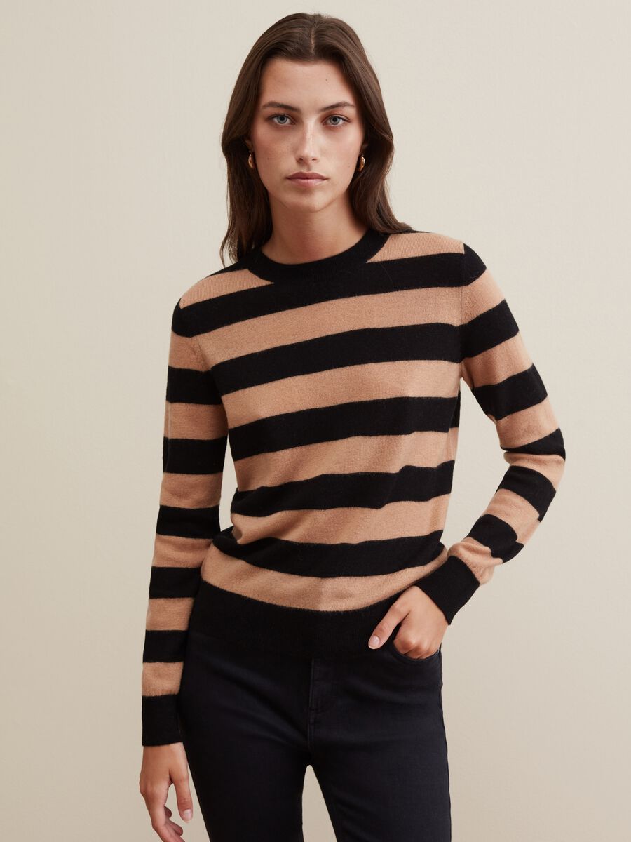 Pullover in lana a righe_1