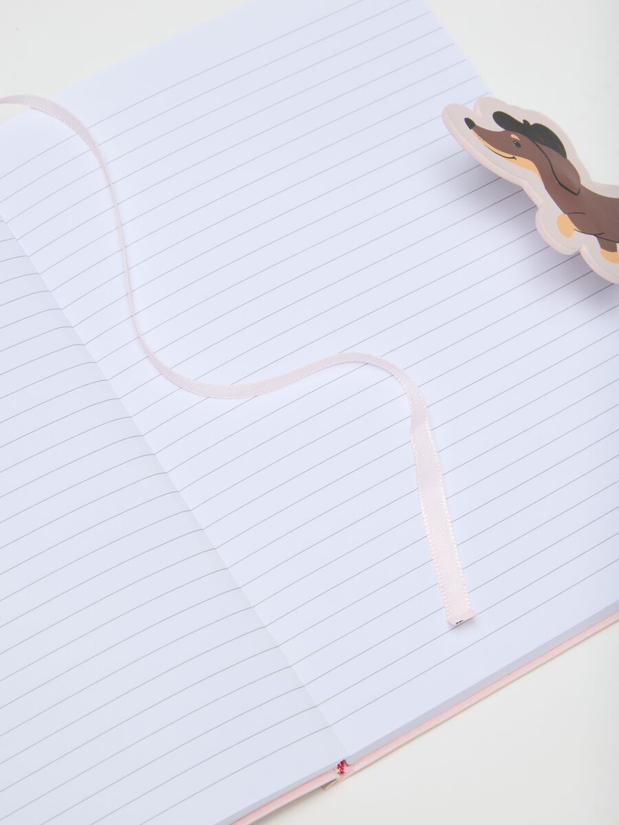 Pink paper notebook with clip_1