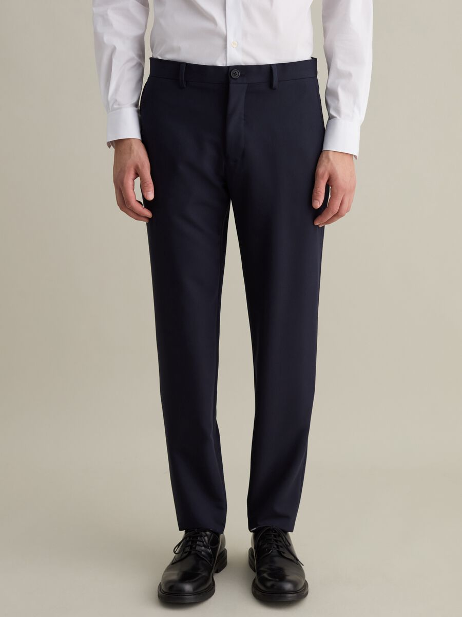 Pantaloni chino in viscosa stretch_3