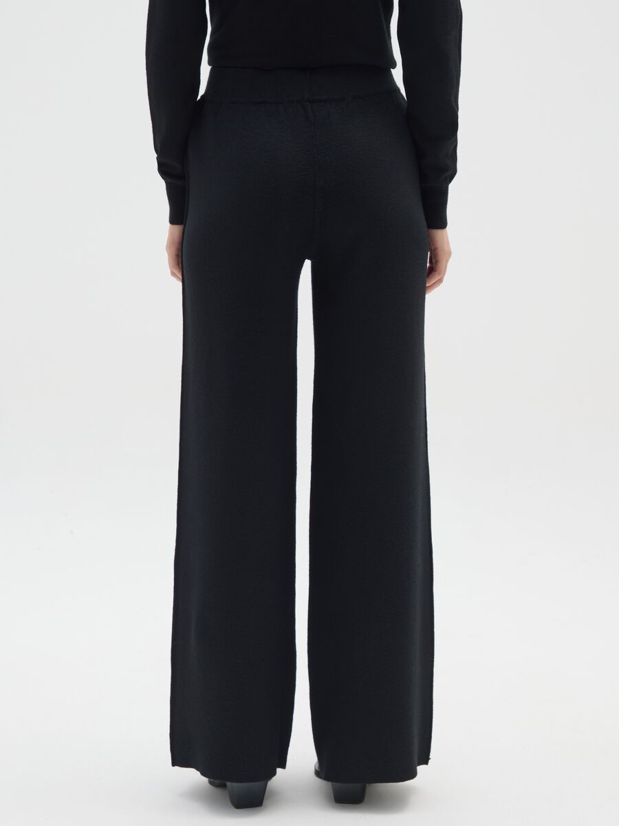 Pantaloni a palazzo neri regular fit_2