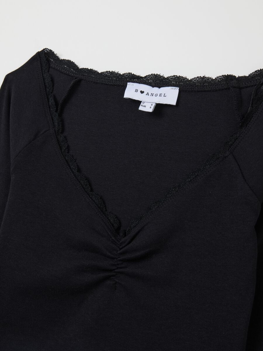 Black cotton blend regular fit sweater_5