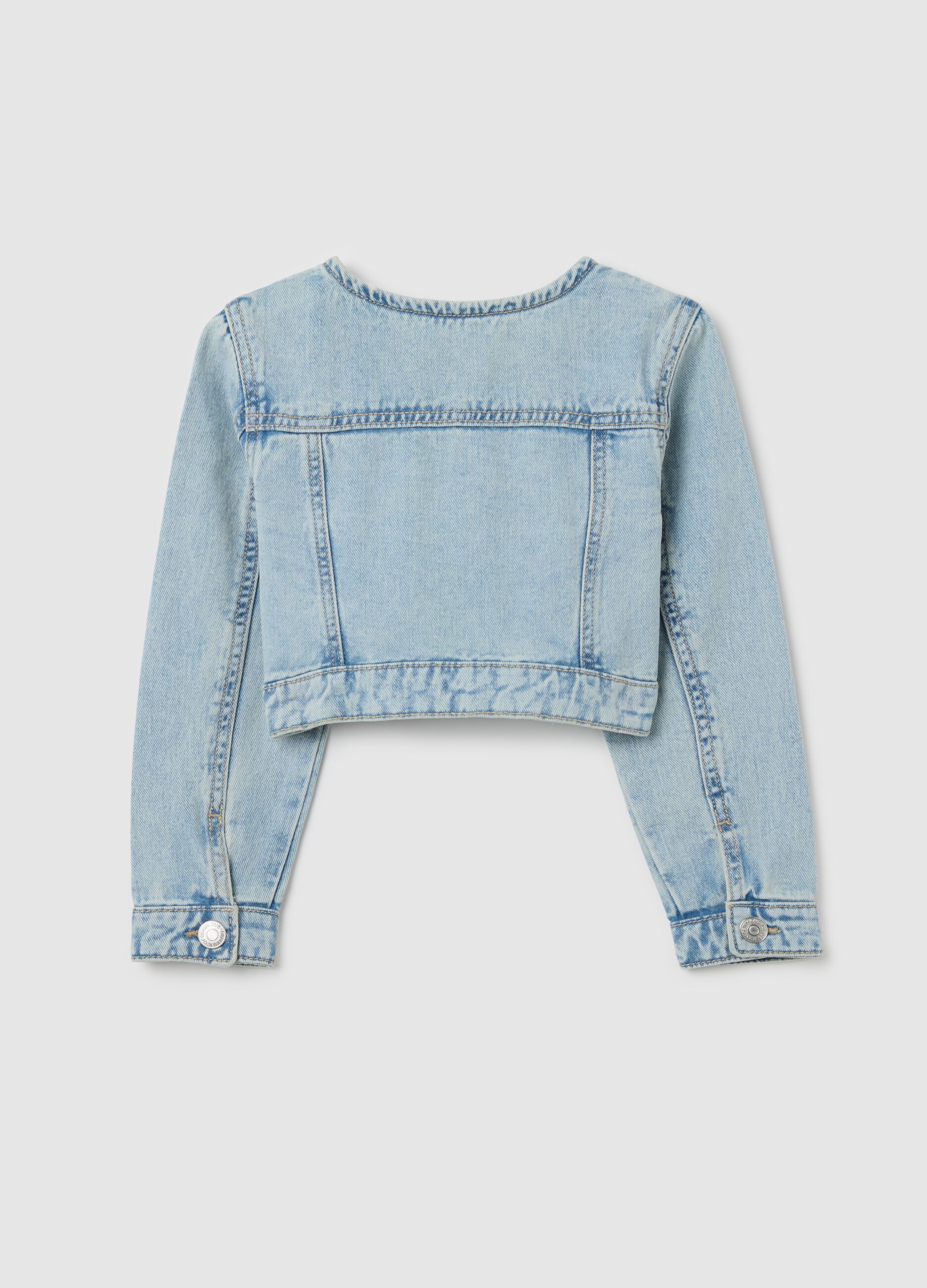 Light denim jacket with flowers embroidery