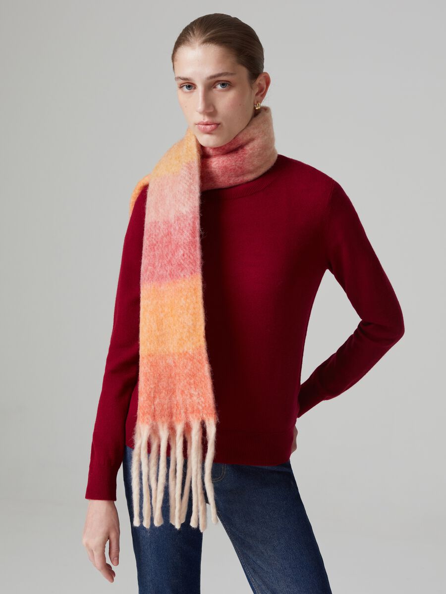 Wool top with round neck_1