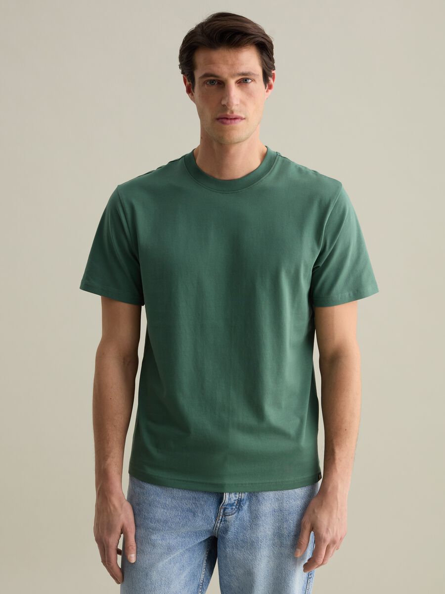 Plain cotton T-shirt with round neck._0