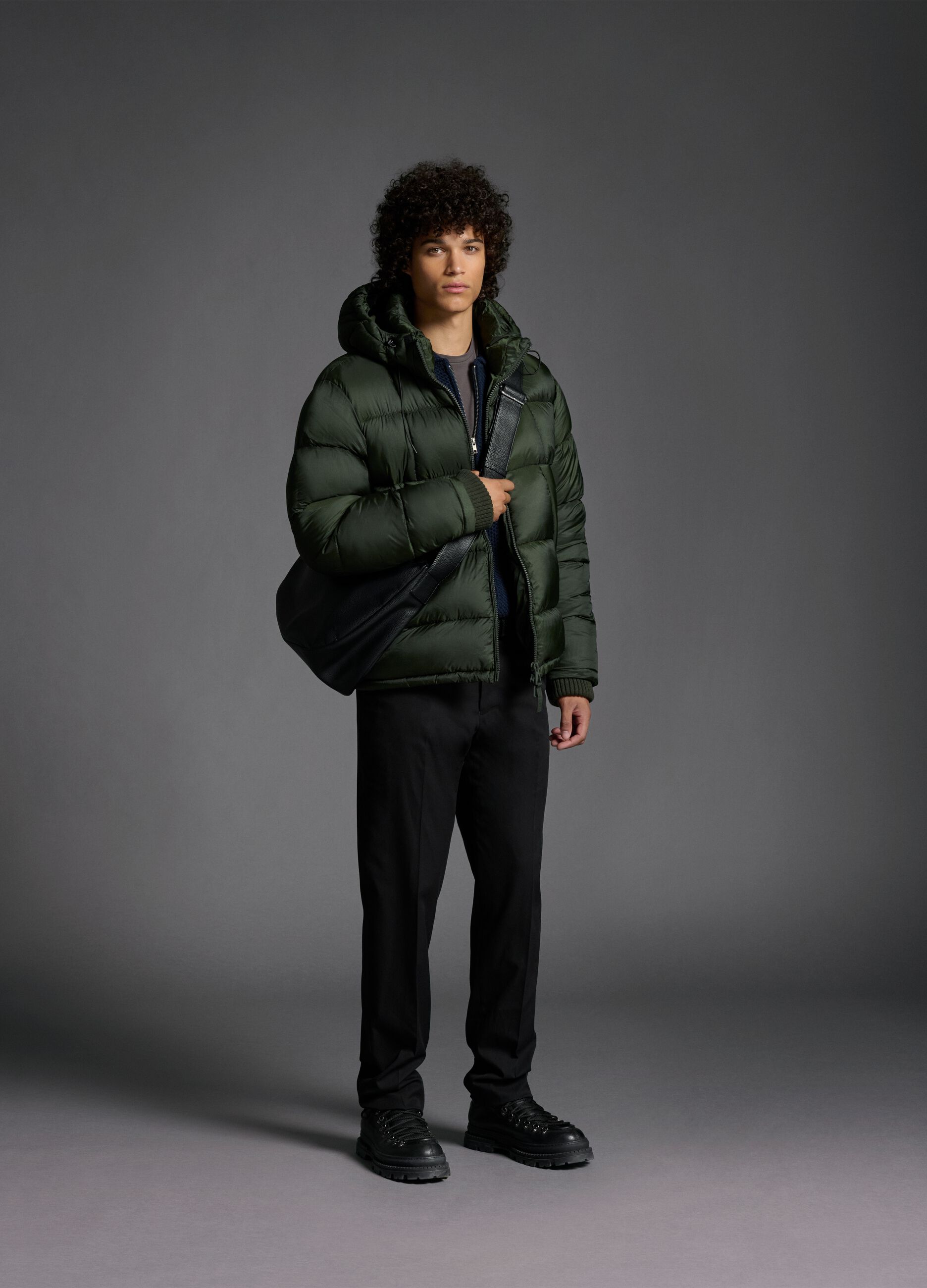 Piumino The Iconic Puffer verde scuro con cappuccio removibile