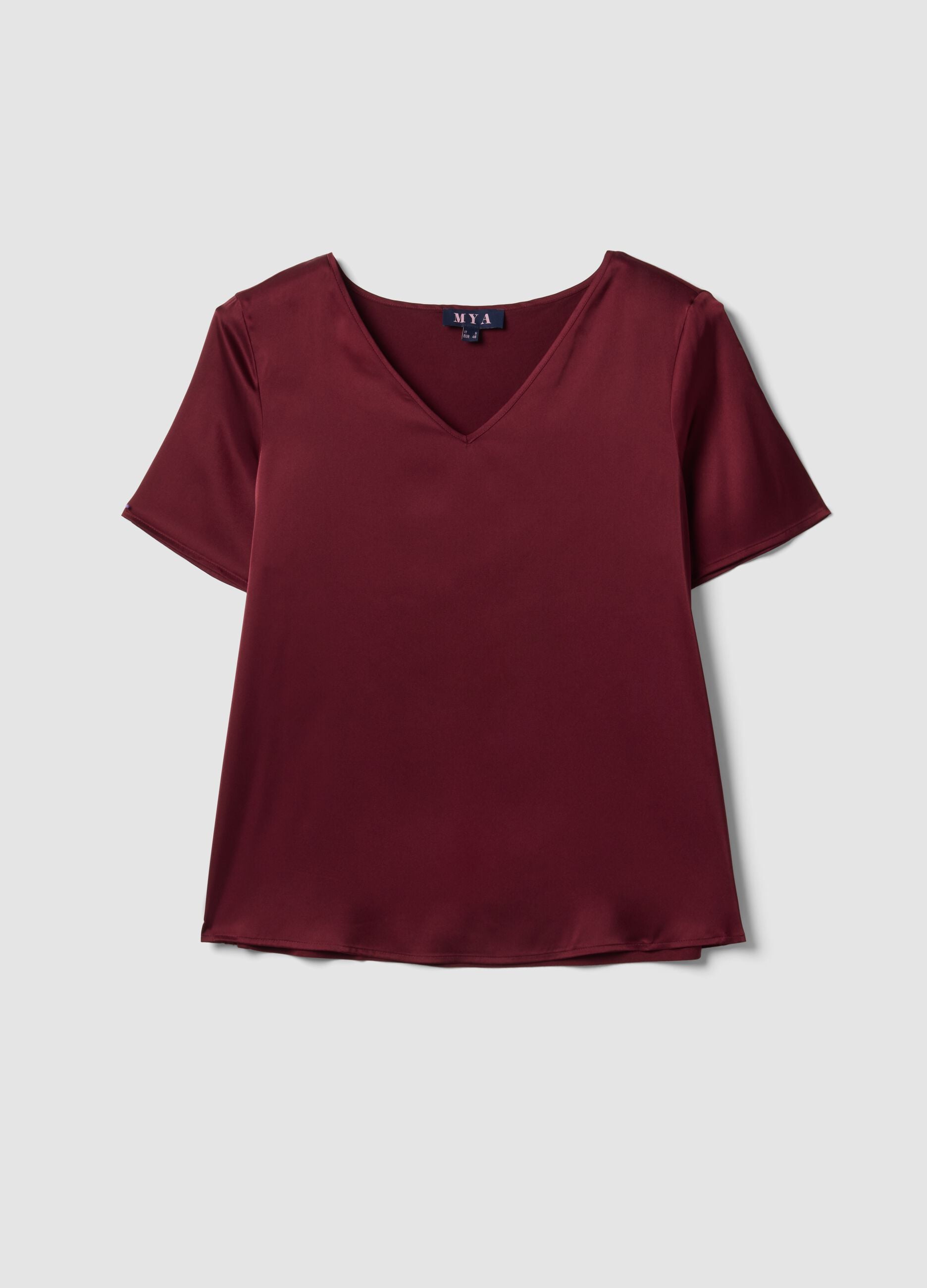 Red satin V-neck blouse in stretch fabric, regular fit