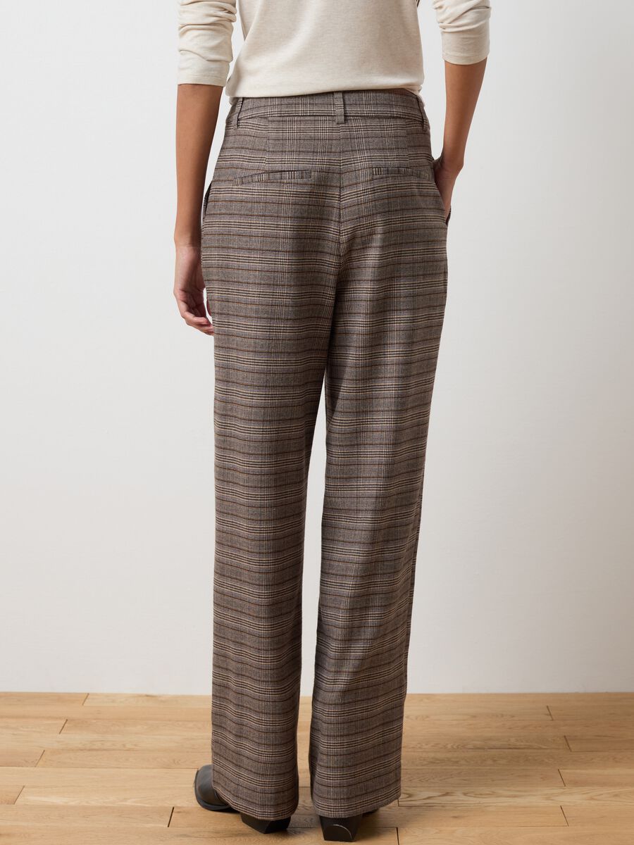 Pantaloni a quadri marroni slim fit_2