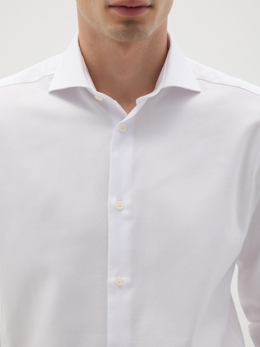 Men's white slim fit pure cotton shirt, easy iron_3