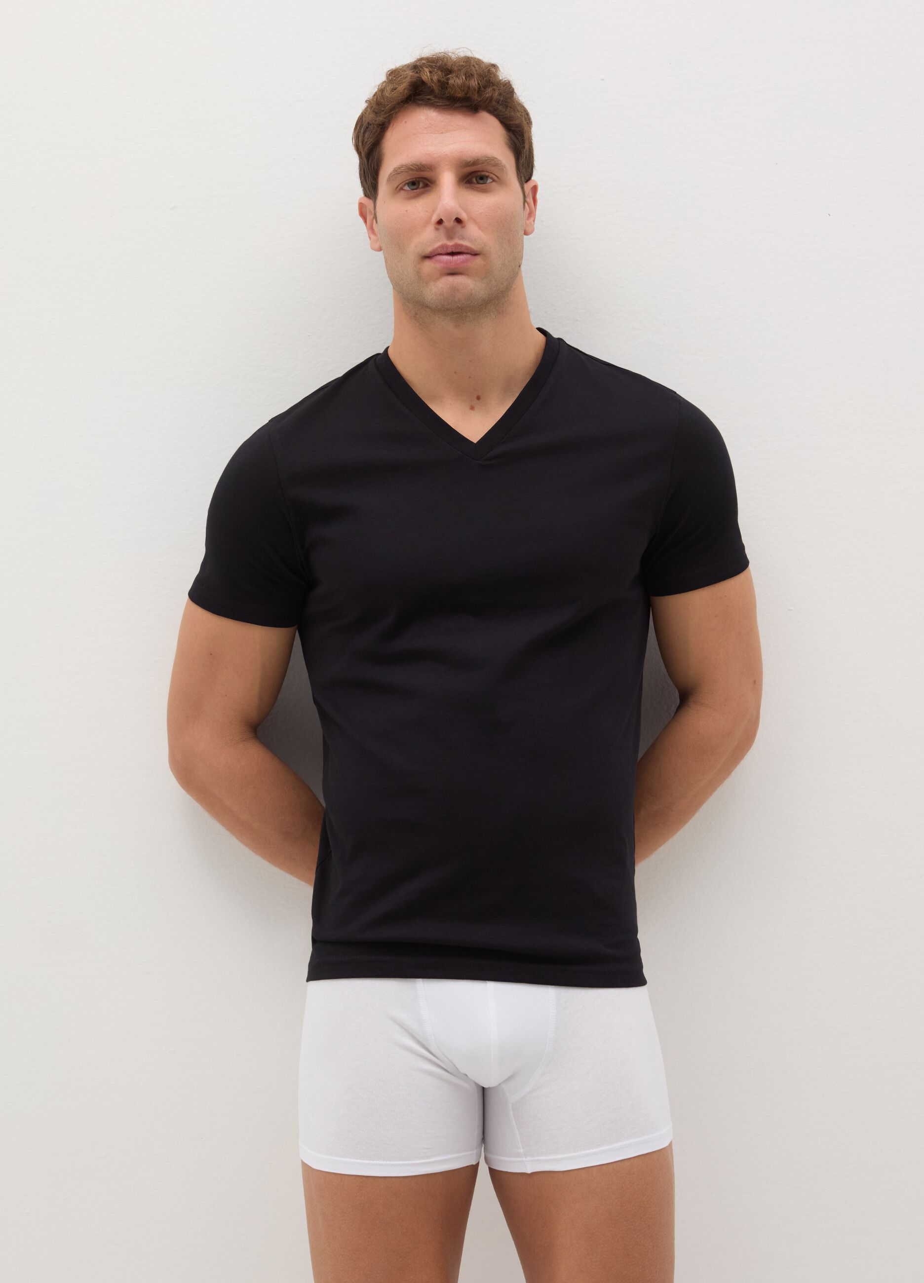 Three-pack organic cotton undershirts with V neck