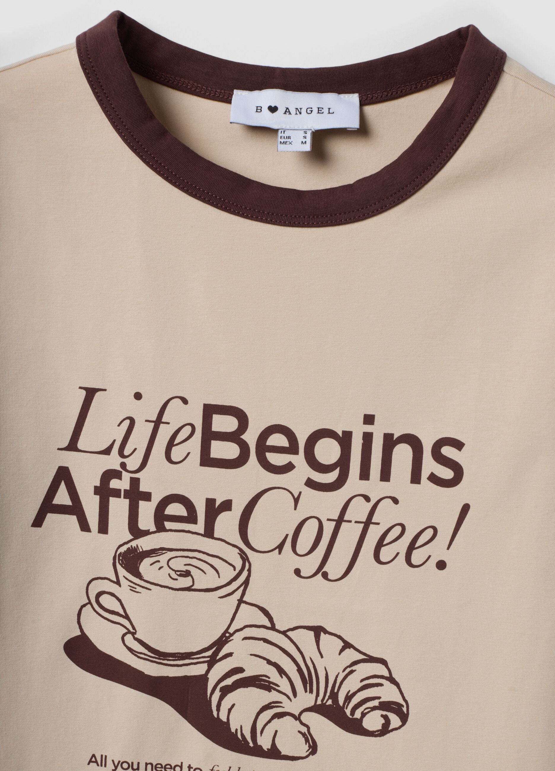 T-shirt rosa in cotone con stampa grafica frontale e bordi a contrasto