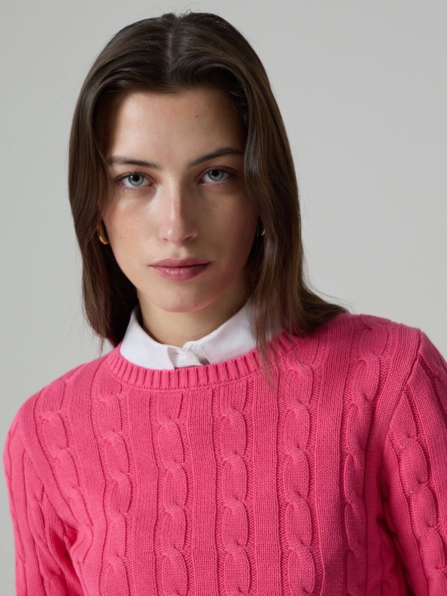Ribbed pullover with cable-knit design_2