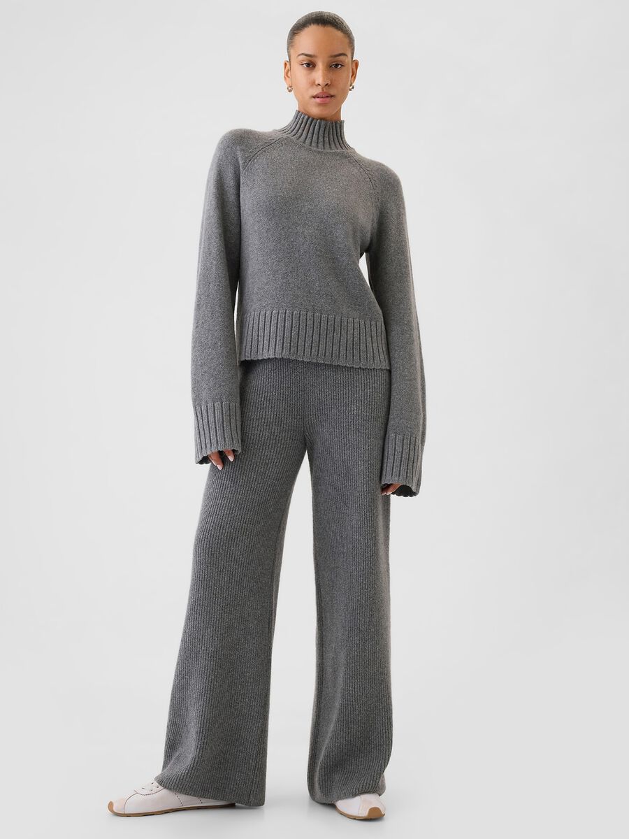 Pullover with high neck_1