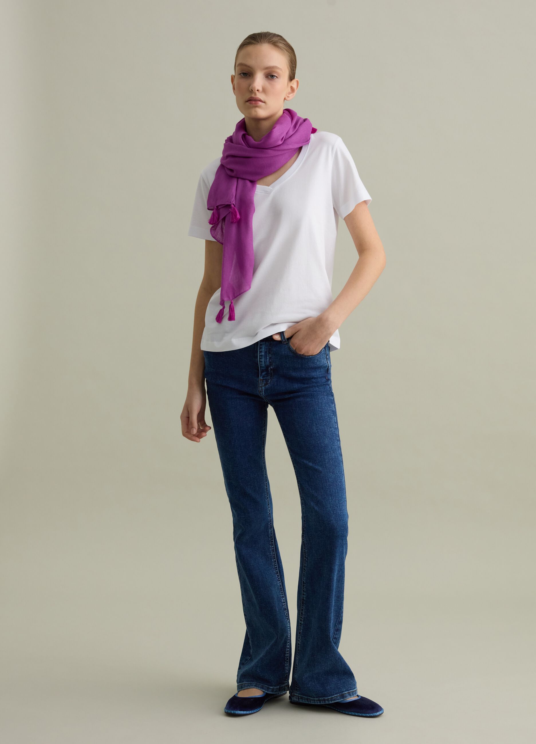 Purple scarf with tassels