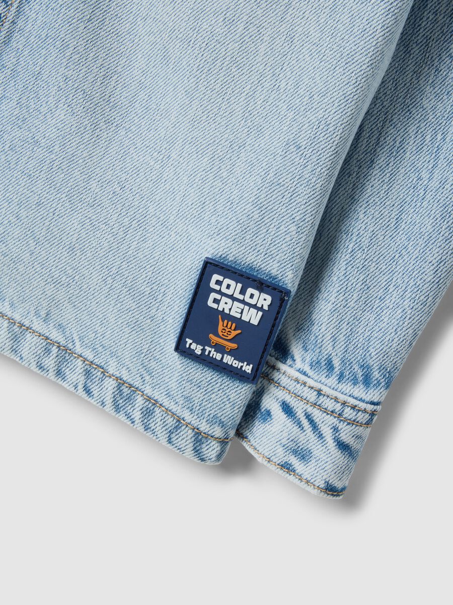 Regular fit blue denim pure cotton shirt for boys_2