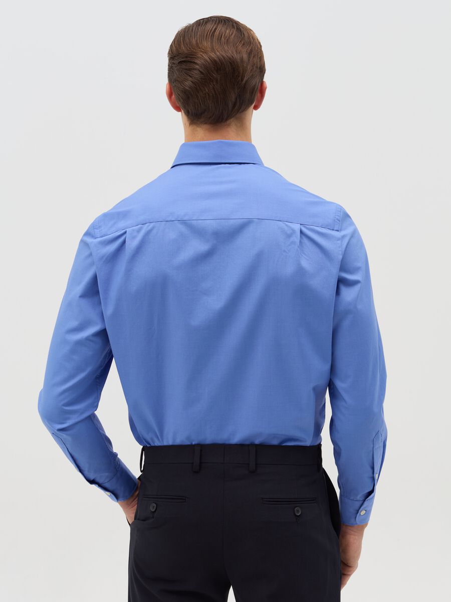 Regular-fit easy-iron shirt with button-down collar_2