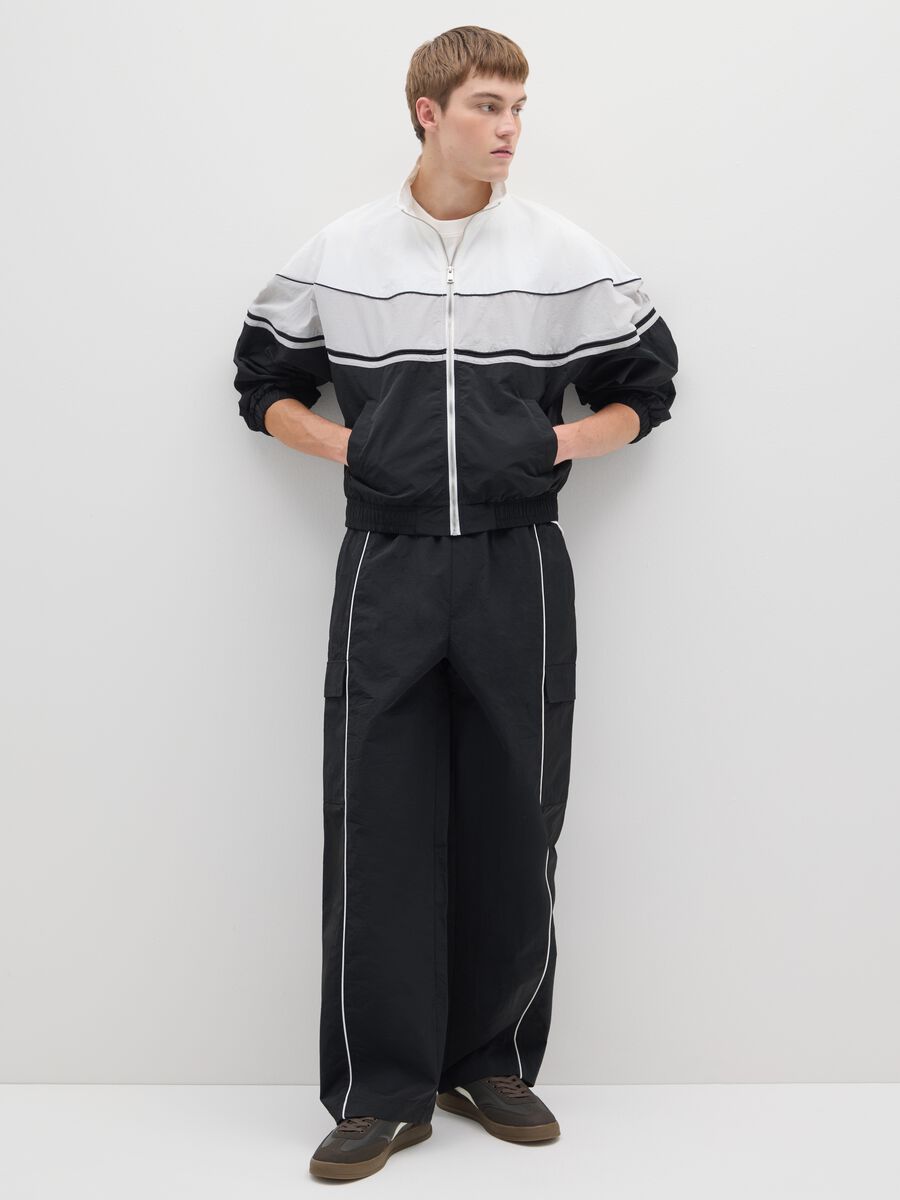 Pantaloni neri regular fit_0