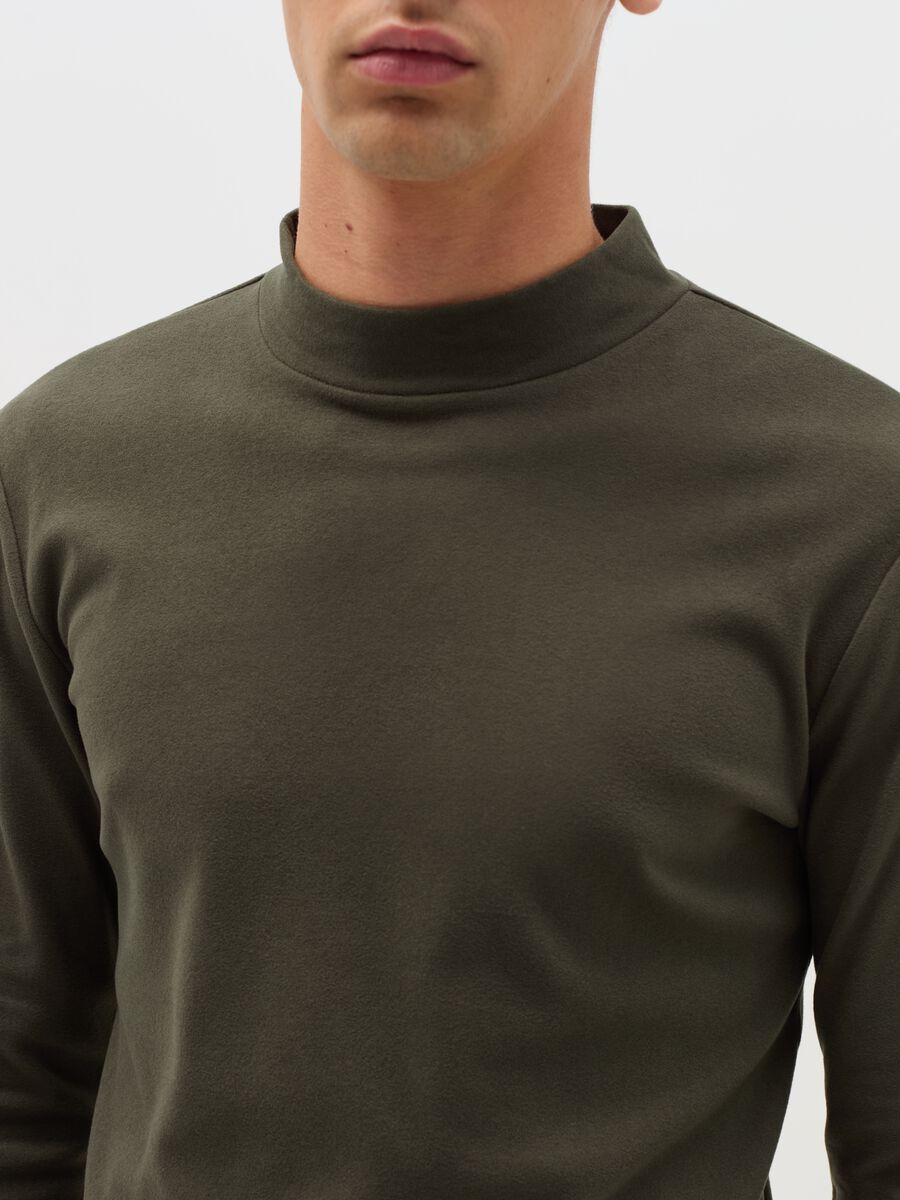 Fleece sweatshirt with mock neck_3