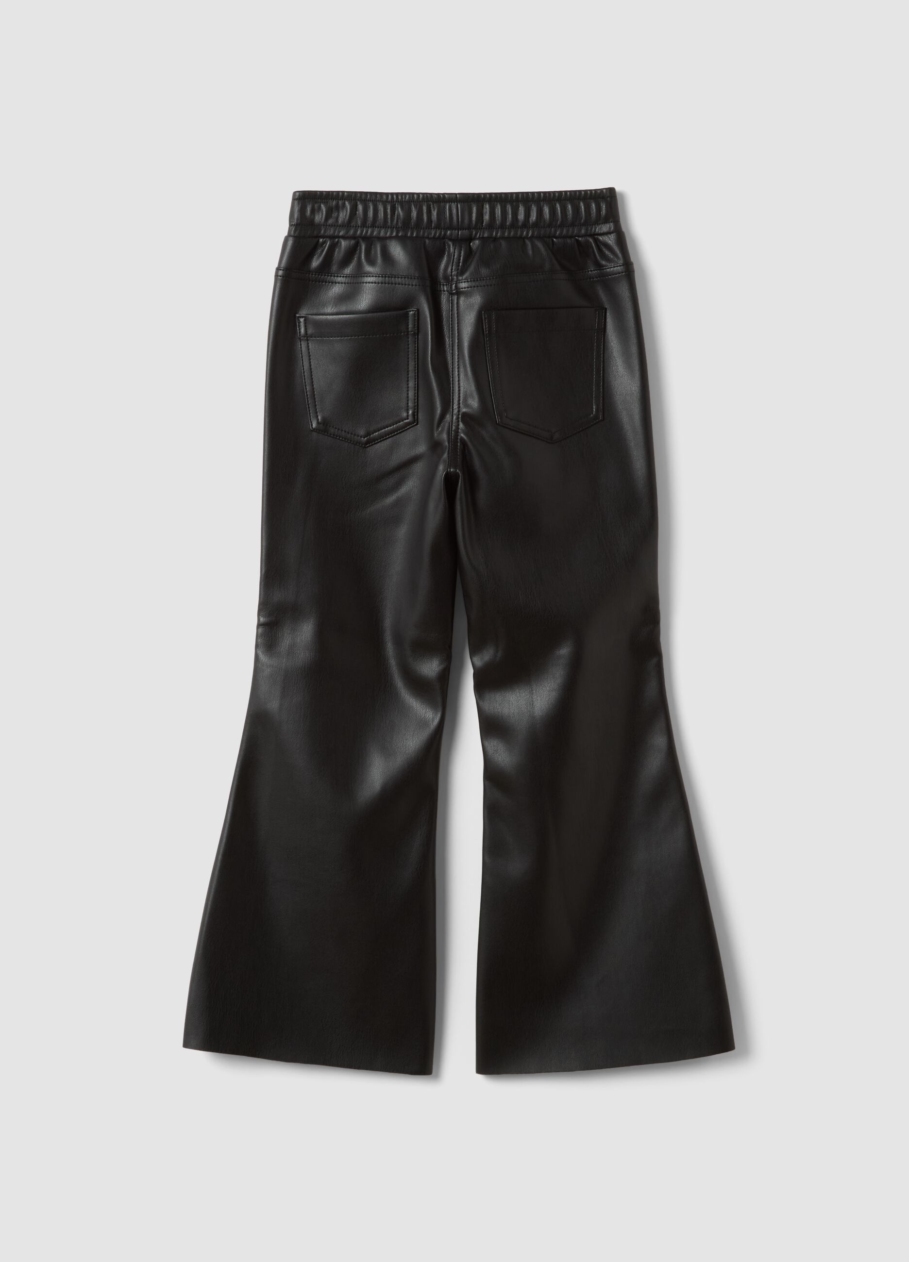 Pantaloni neri flare con vita elasticizzata