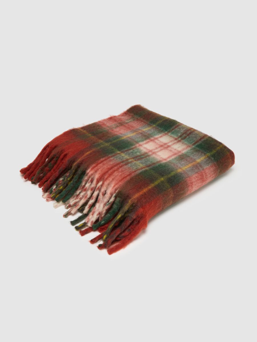 Multicolour Checked Blanket with Fringe_0