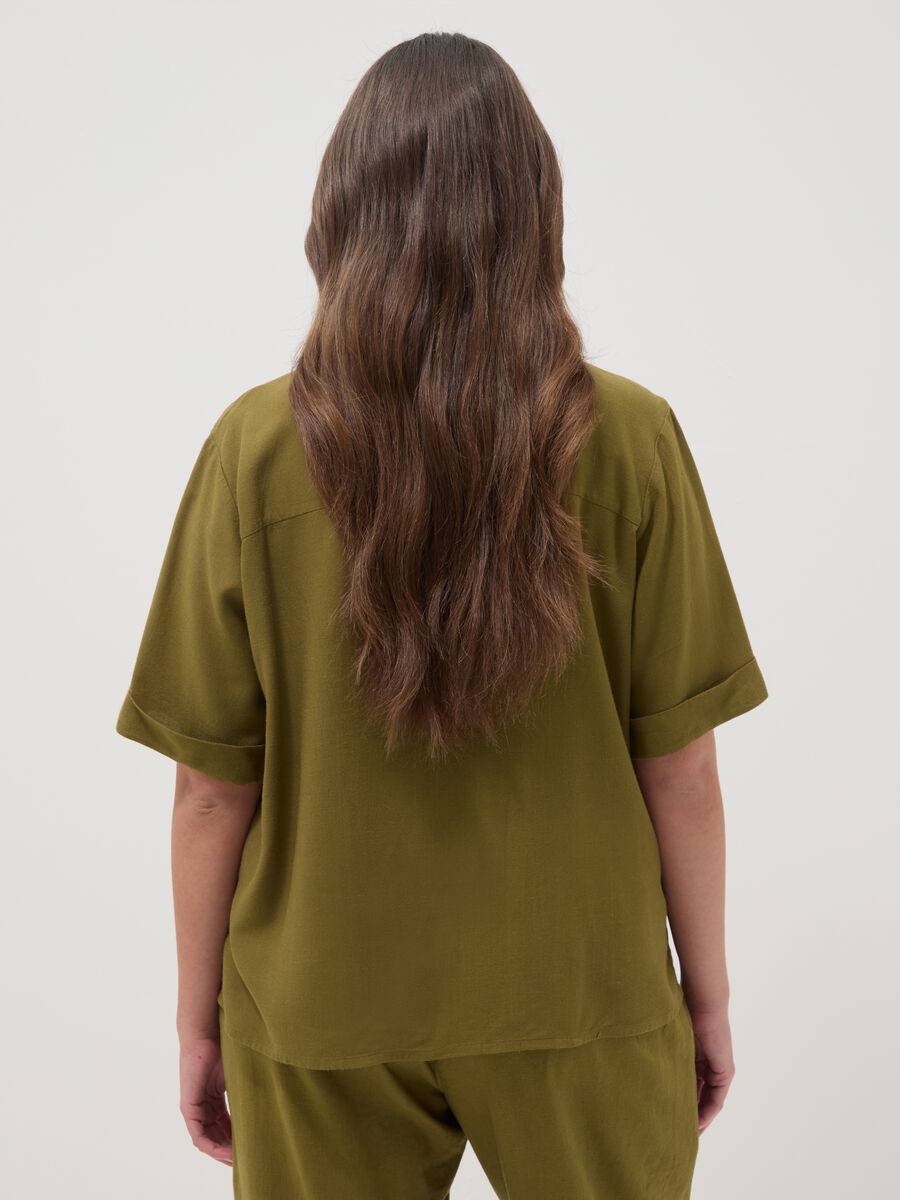 Green viscose-linen blend shirt, regular fit_4