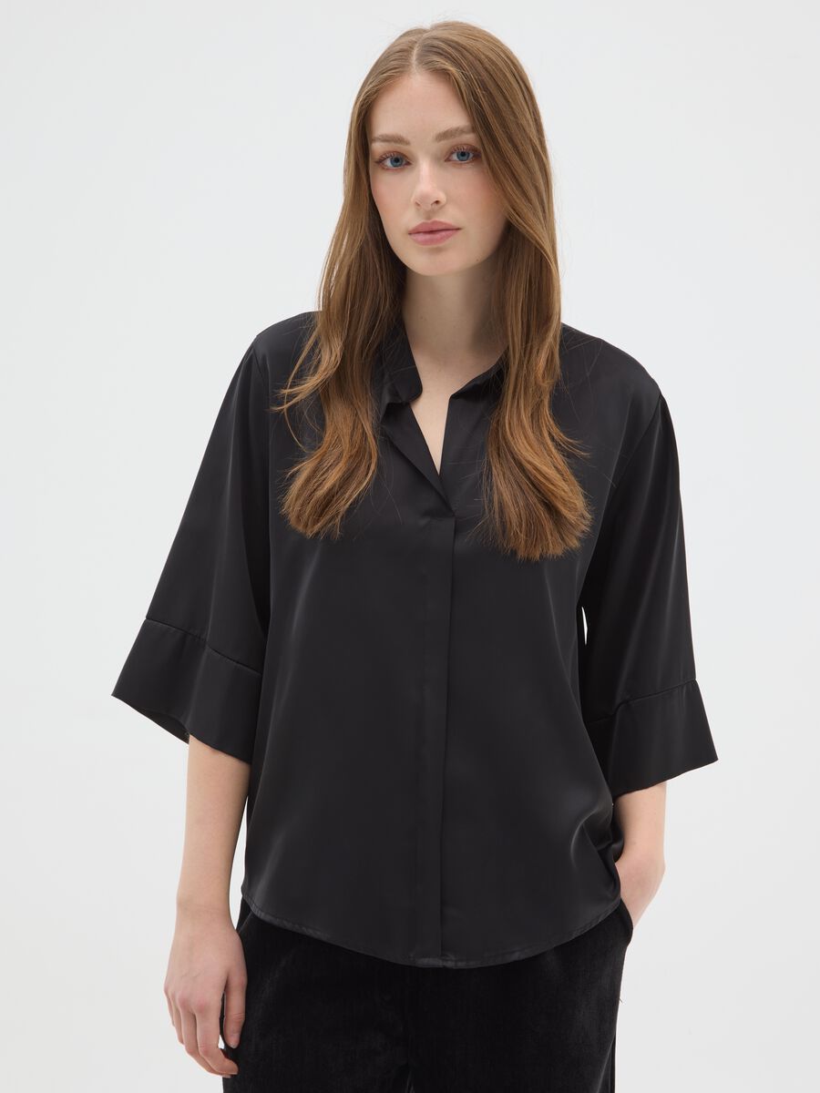 Blusa nera regular fit_0
