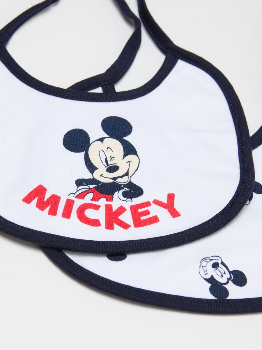 Two-pack cotton bibs with Mickey Mouse print_1