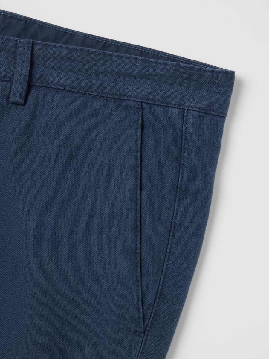 Blue carrot trousers in pure cotton_5