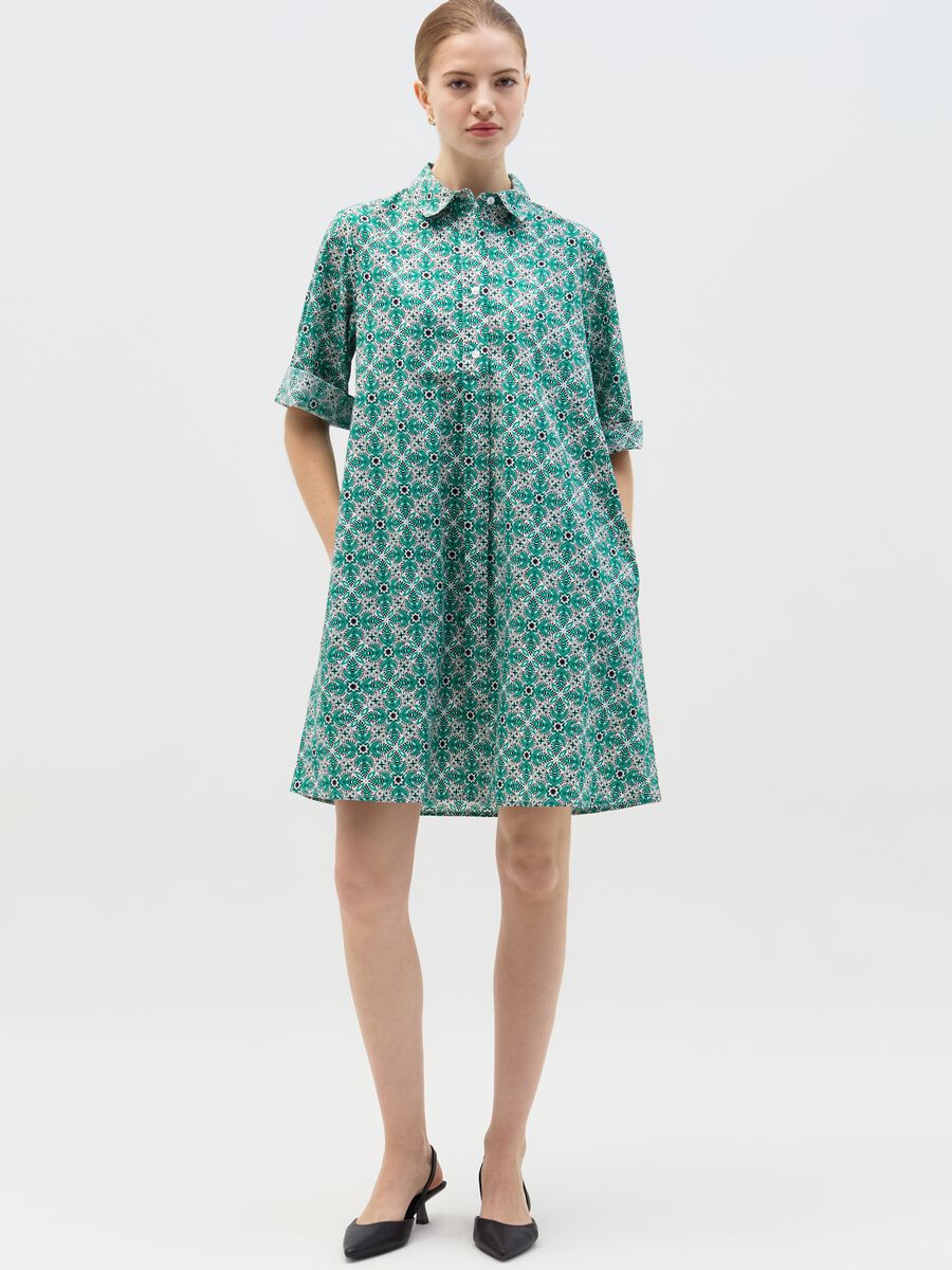 Short shirt dress with pattern_0