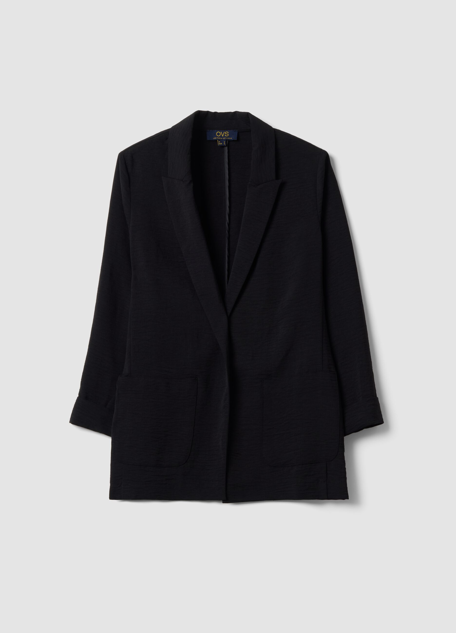 Black regular-fit blazer with classic lapels