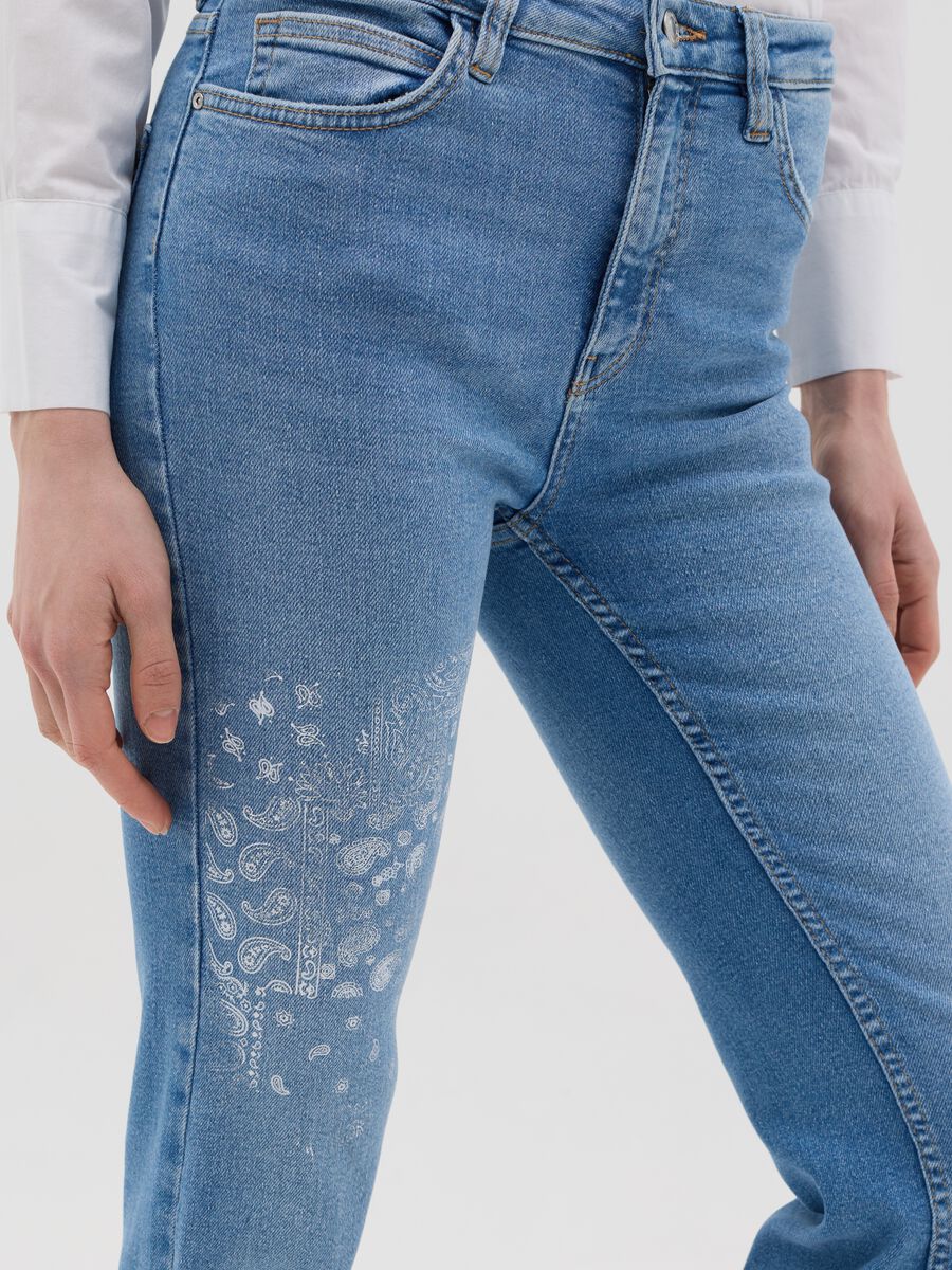 Flare-fit stretch jeans_2