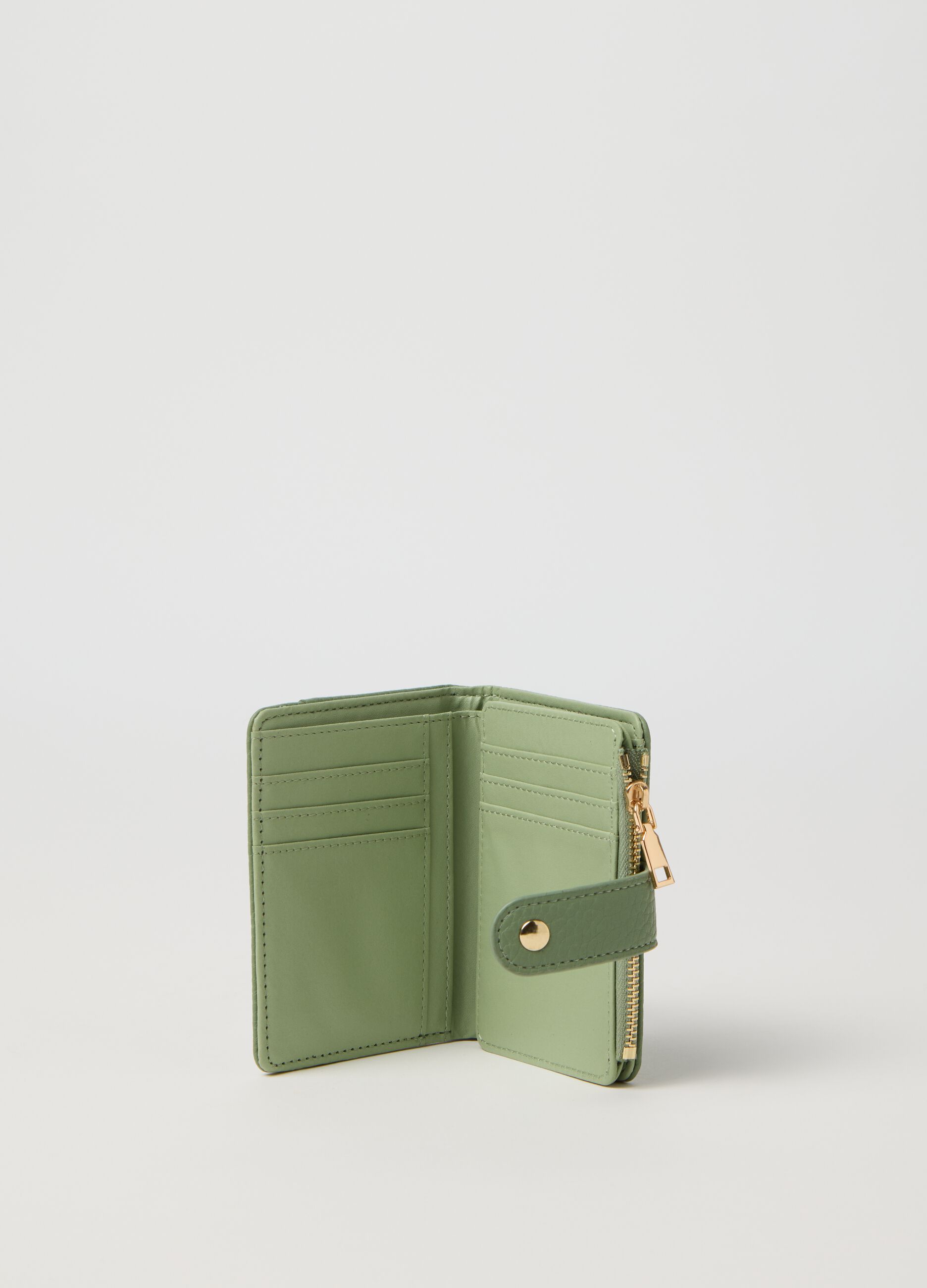 Green textured-effect wallet