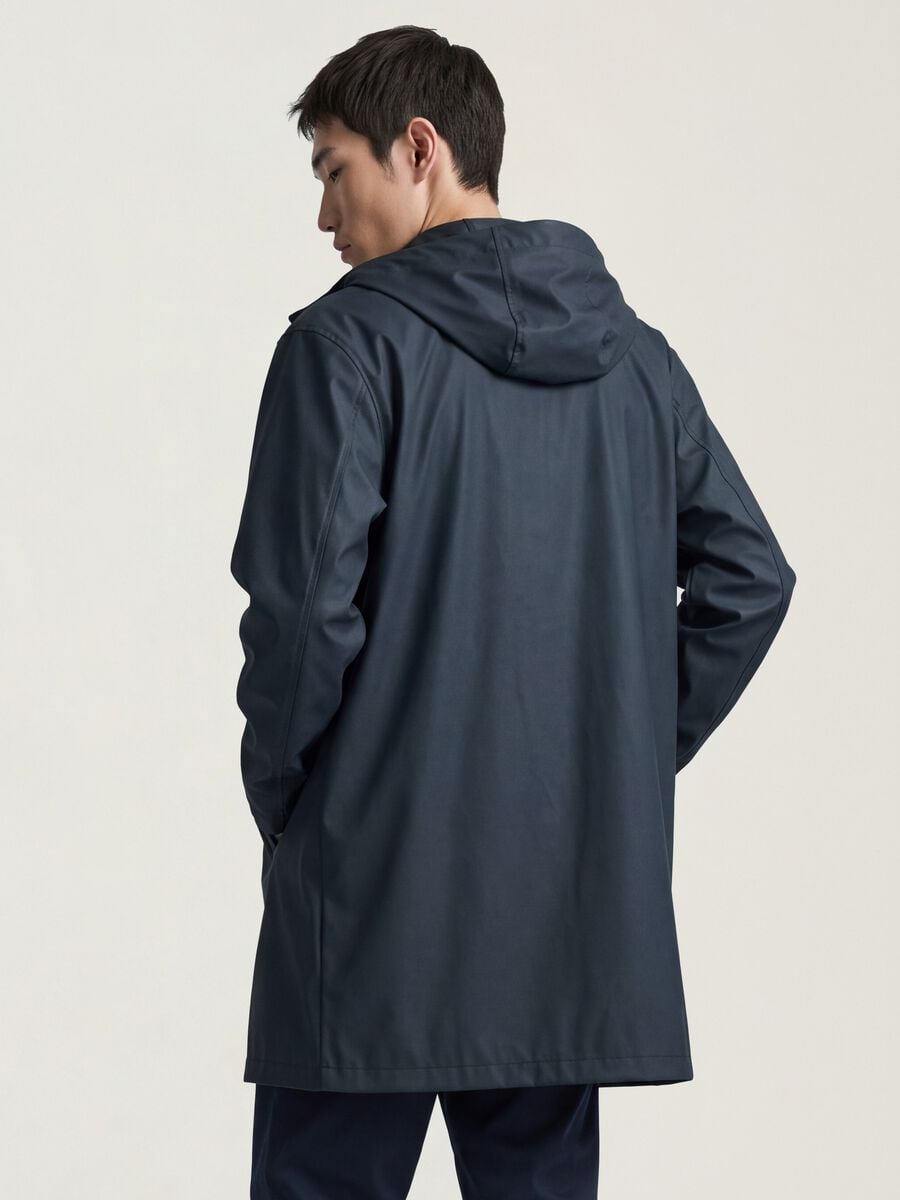 Blue regular-fit raincoat with zip_3