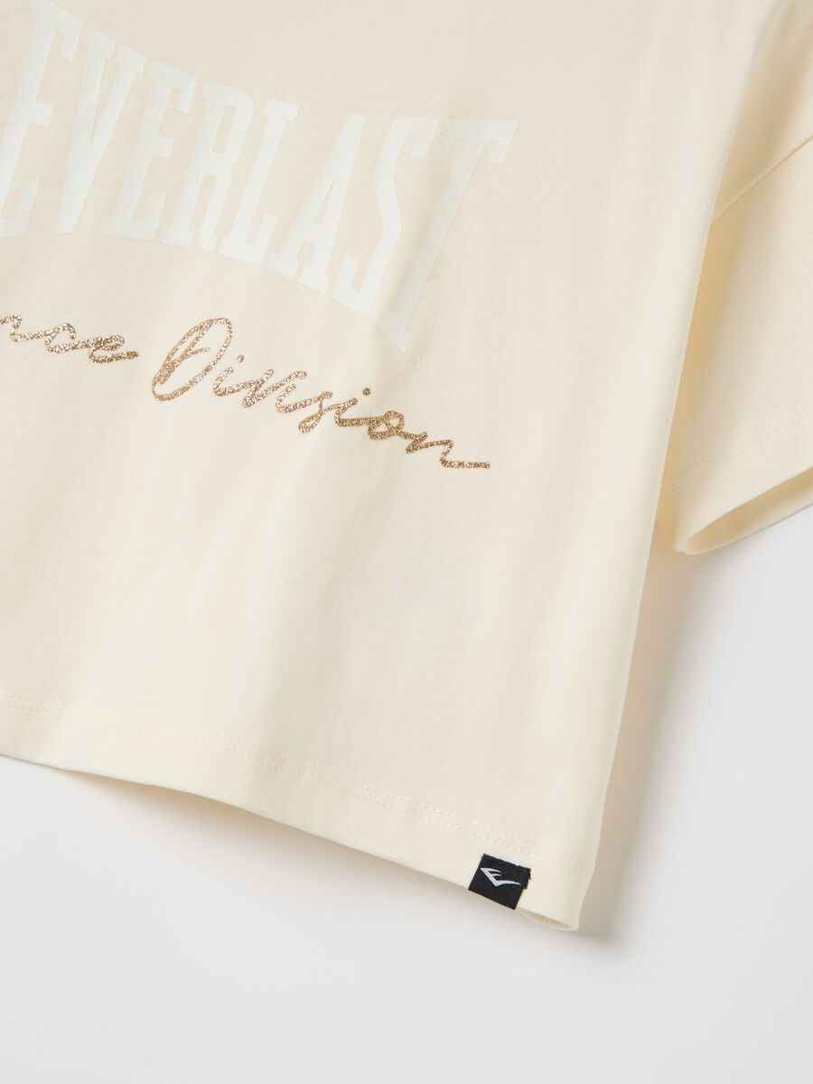Beige crop T-shirt with logo print and glitter details_3