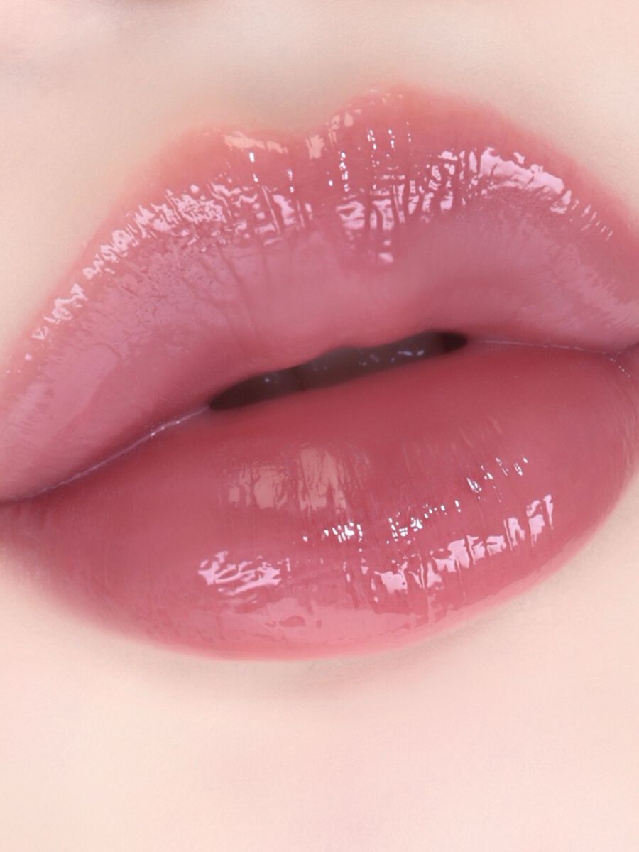 Water-based lip tint, offers high brightness with a lightweight long-lasting finish_2