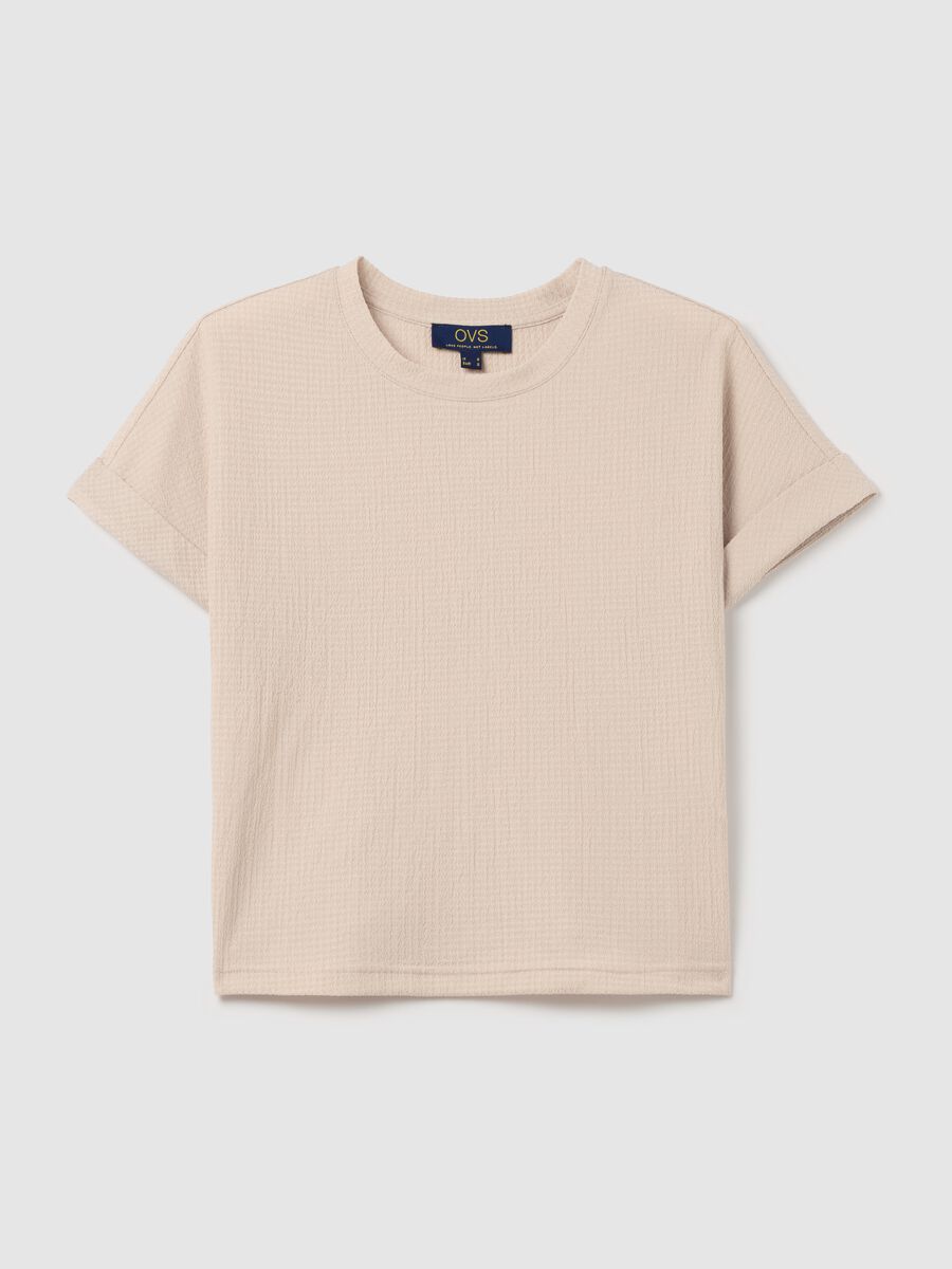 Beige short-sleeved T-shirt with waffle weave_4