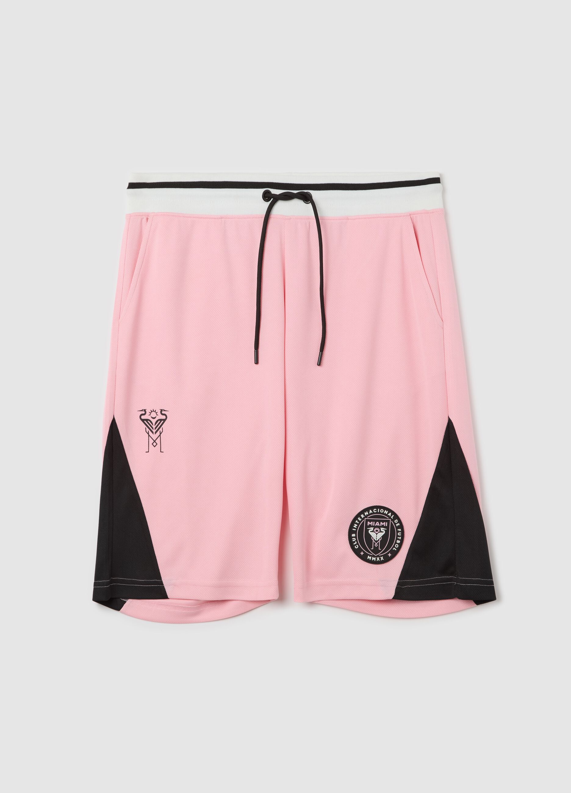 Pink Bermuda joggers with black details