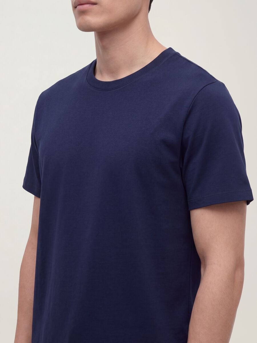 T-shirt blu in puro cotone mercerizzato a girocollo regular fit_2