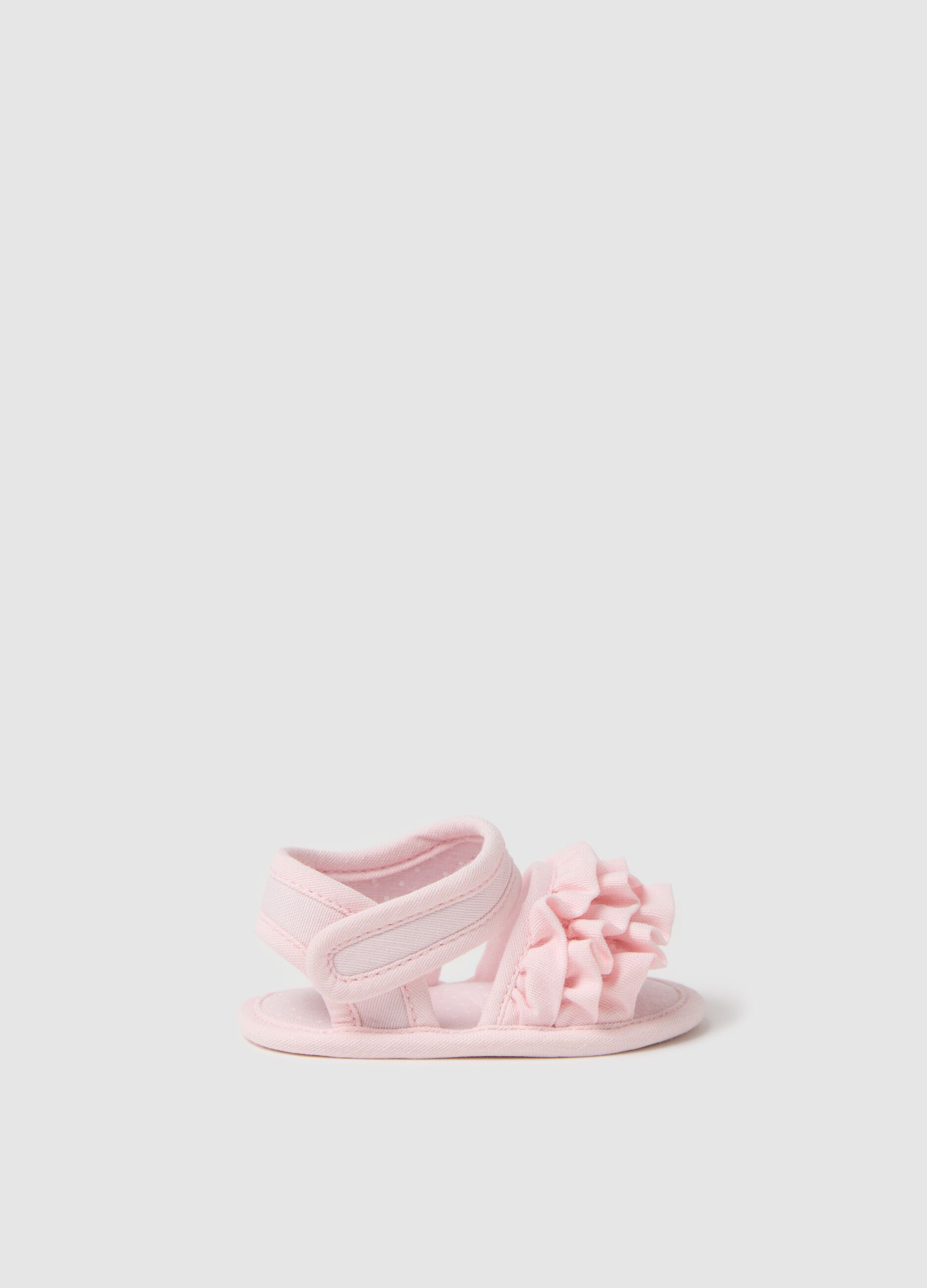 Pink cotton sandals with frills