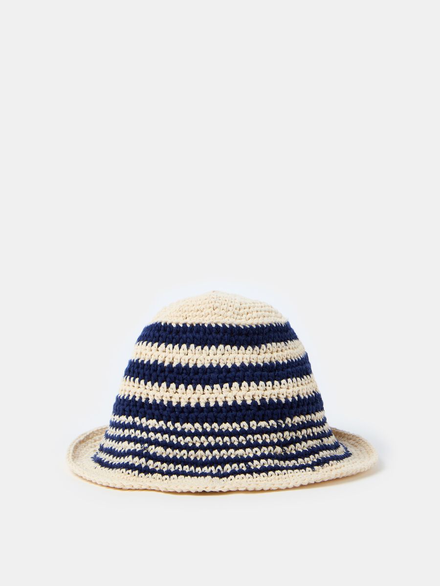 Cappello in cotone crochet a righe_0