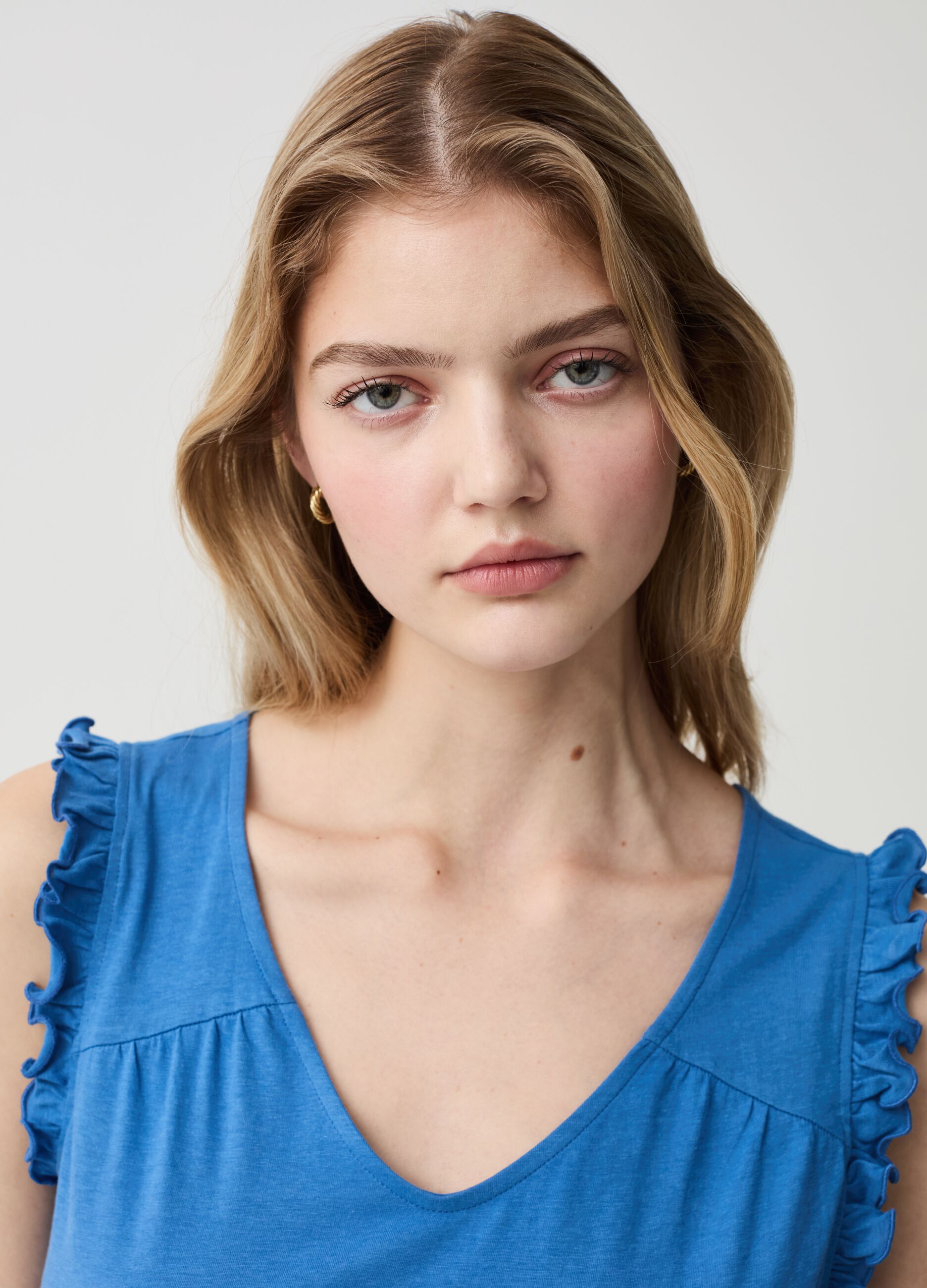 Tank top with frills