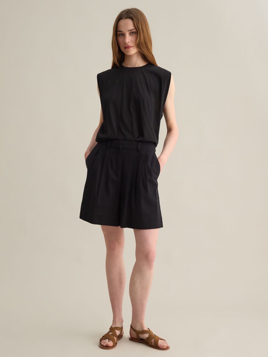 Black cotton blend T-shirt_2