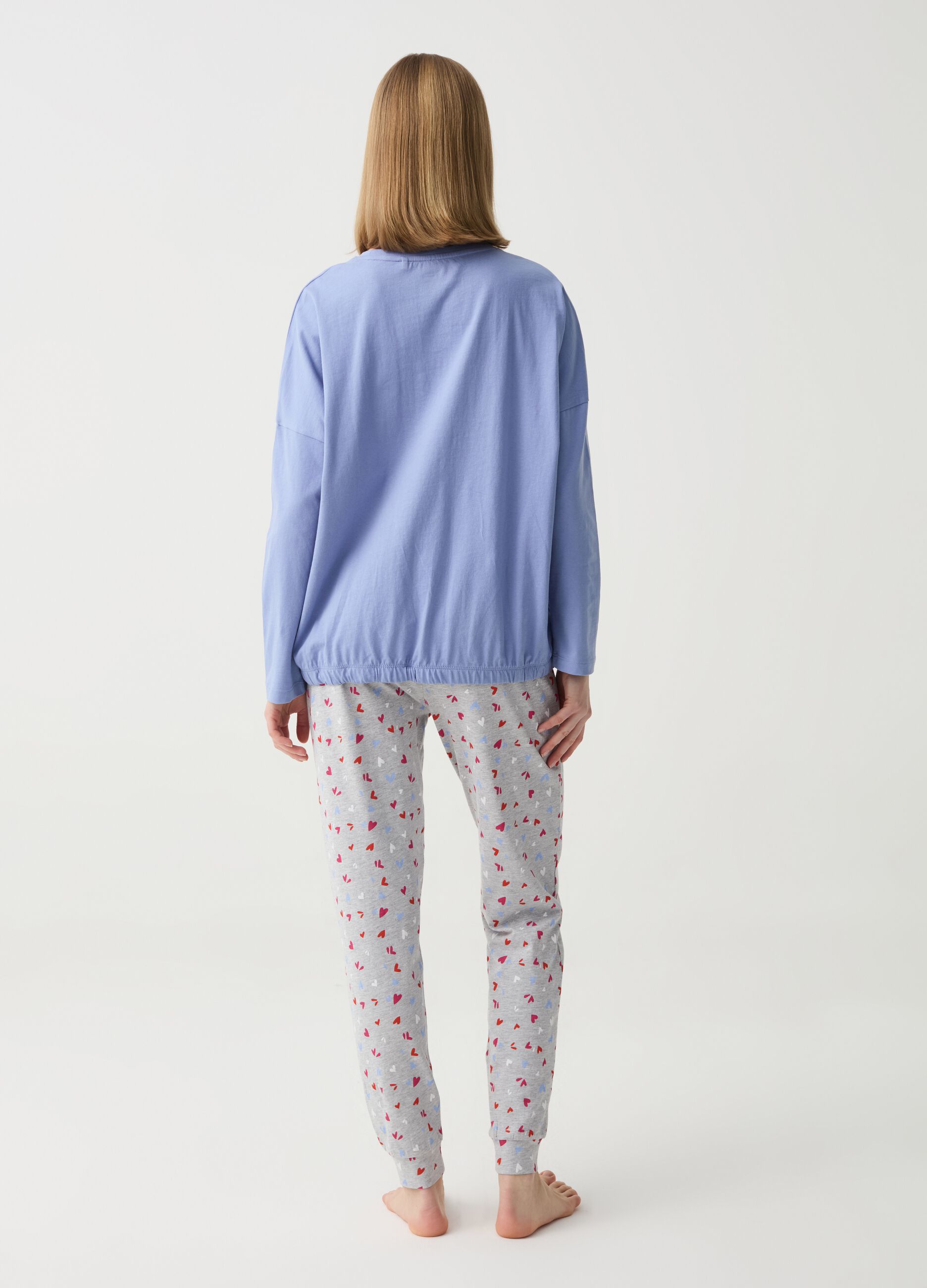 Long pyjamas with hearts print